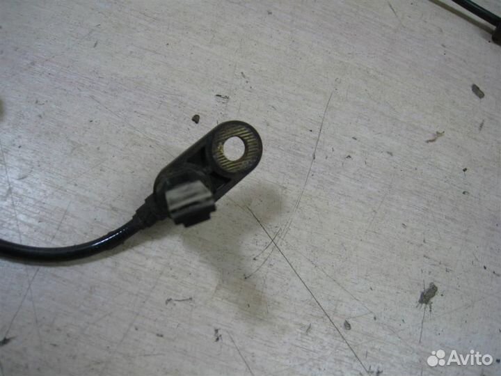 Датчик ABS задний левый Nissan Almera Tino 2005