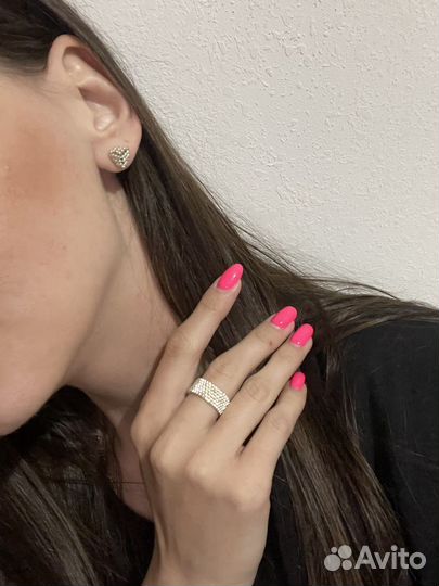 Серьги гвоздики и кольцо