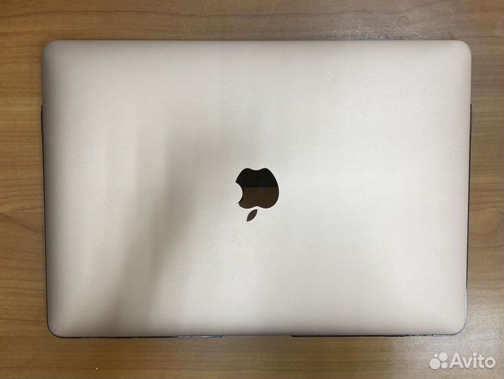 Macbook air 13 2018 retina с кробкой)