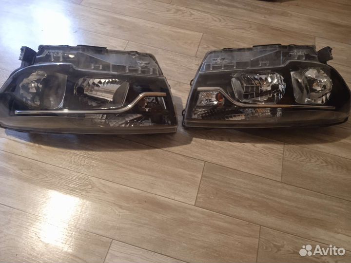 Фары передние на Iada vesta cross