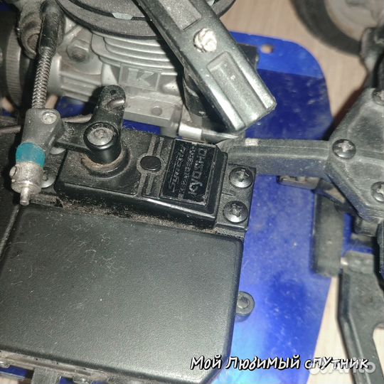 Машинка бензиновая kyosho