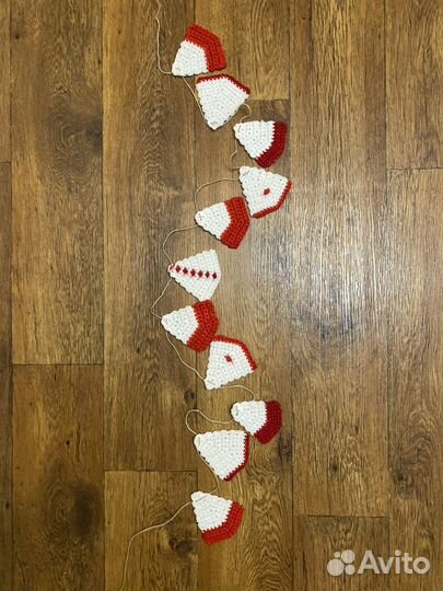 Гирлянда вязаная на новый год