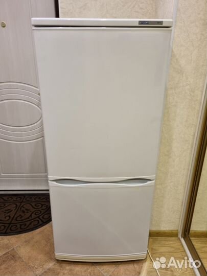 Холодильник Атлант 140 см 2 камеры
