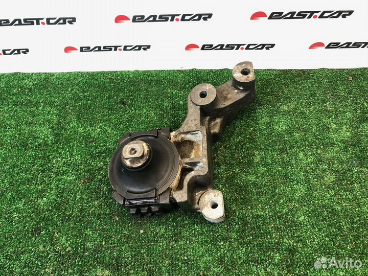 Подушка двигателя Nissan Juke YF15 HR15DE Правая