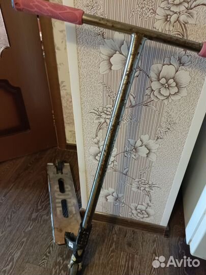 Трюковой самокат