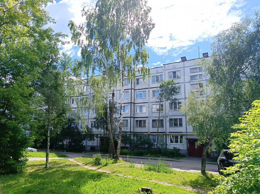 2-к. квартира, 51,8 м², 2/5 эт.