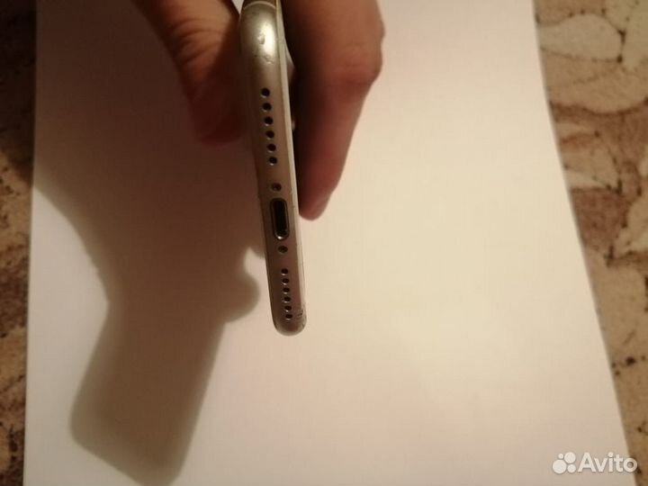 Телефон iPhone 7 32gb