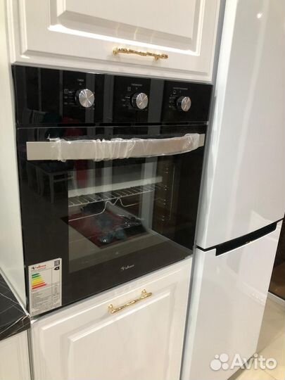 Духовой шкаф