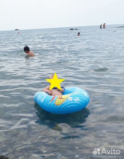 Надувной плот Intex (3-6 лет) новый, лодочка б/у