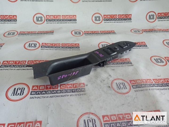 Блок упр. стеклоподьемниками передний правый honda