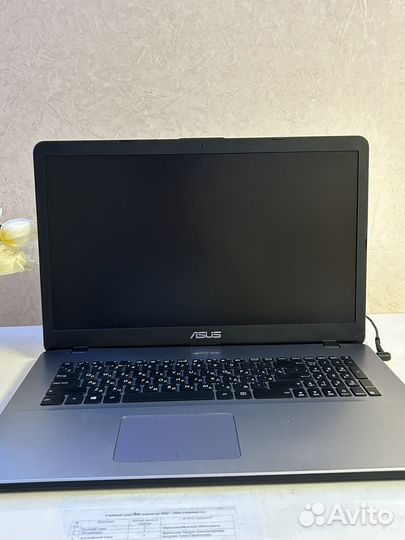 Ноутбук asus