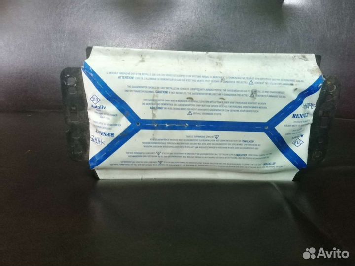 Подушка безопасности пассажира Renault Megan 2