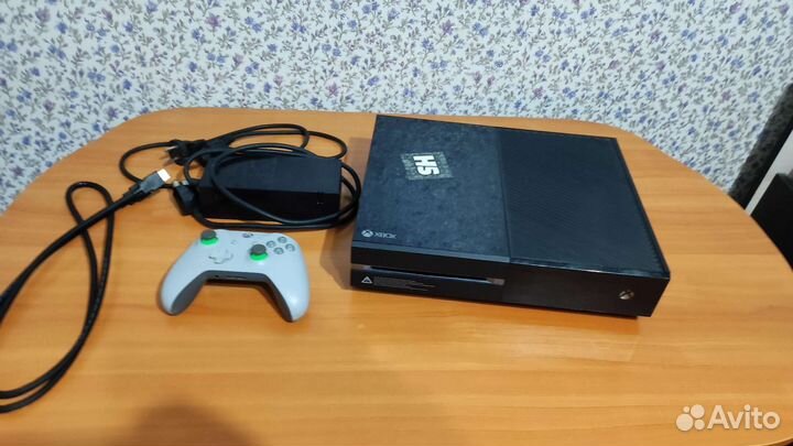 Игровая приставка xbox one