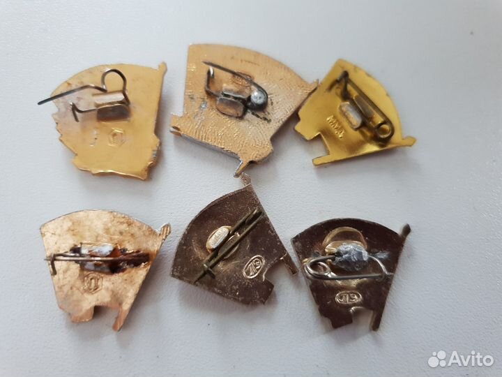 Комсомольские значки 6 шт