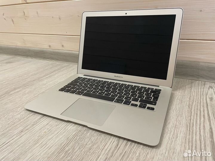 Macbook air 13 2017 i5