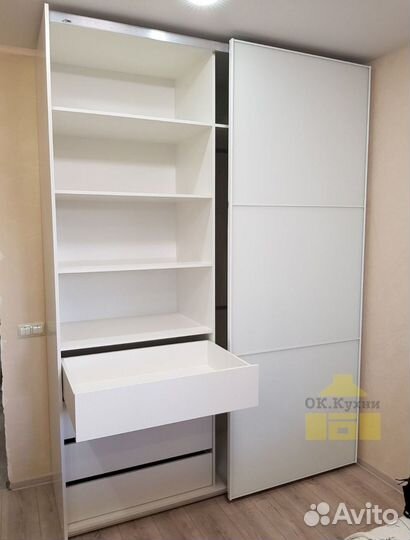 Угловой шкаф