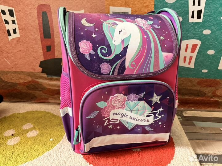 Школьный рюкзак портфель