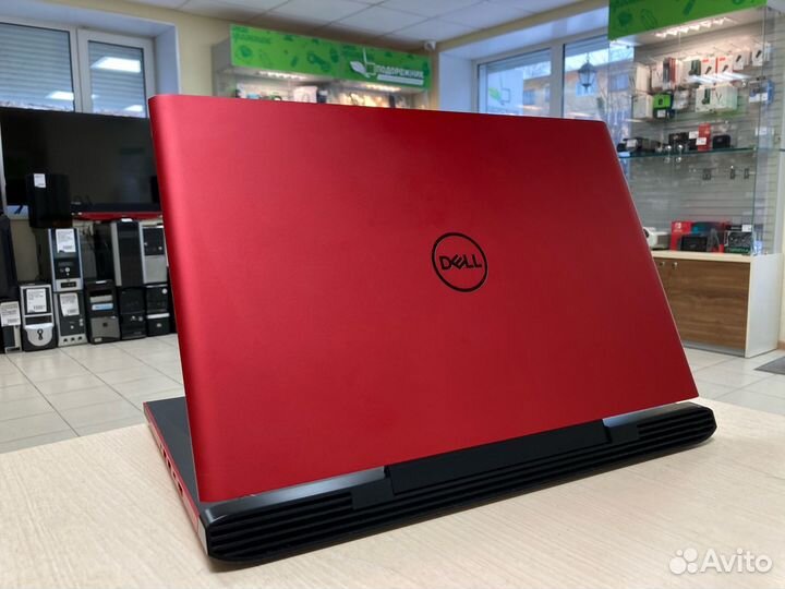 Dell Inspiron 7577 i5 7300HQ/16gb/256/1tb/GTX 1060