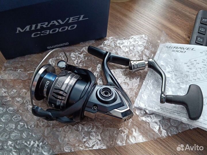 Shimano 22 Miravel C3000 новая