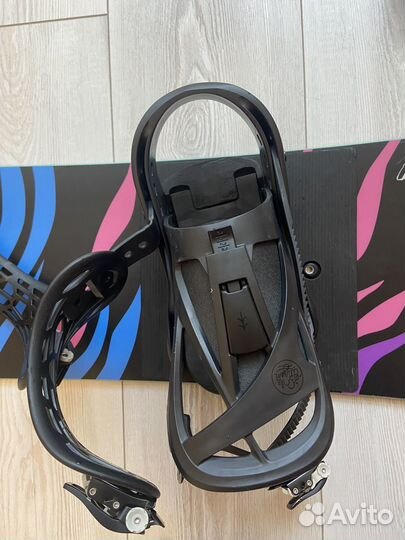 Сноуборд с крепленем Burton