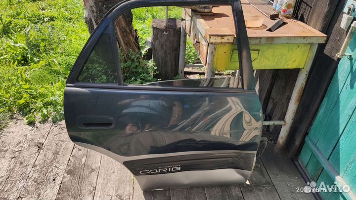Дверь на toyota carib