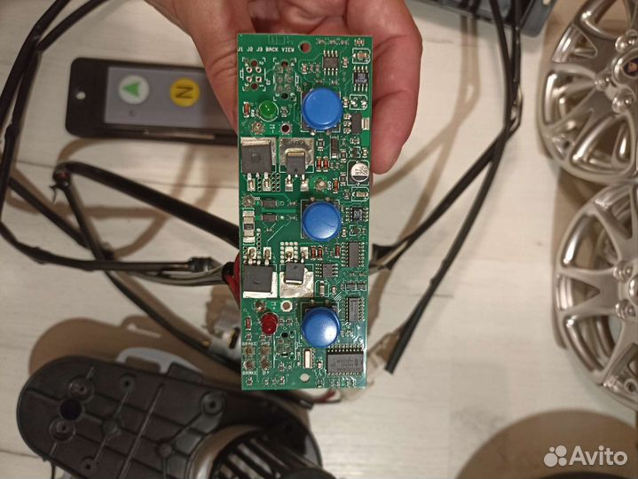 Запчасти для детского электромобиля