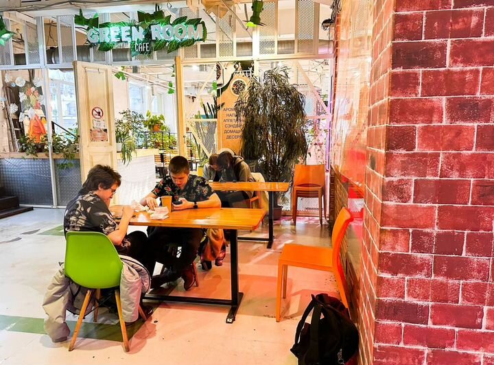 Торговая площадь, 14 м²