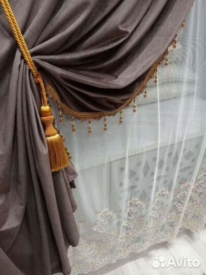 Шторы и тюль шелковый бархат тауп,стеклярус