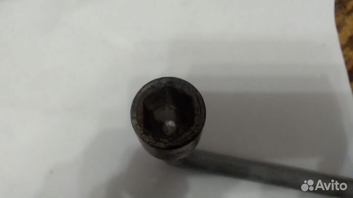 Ключ балонный