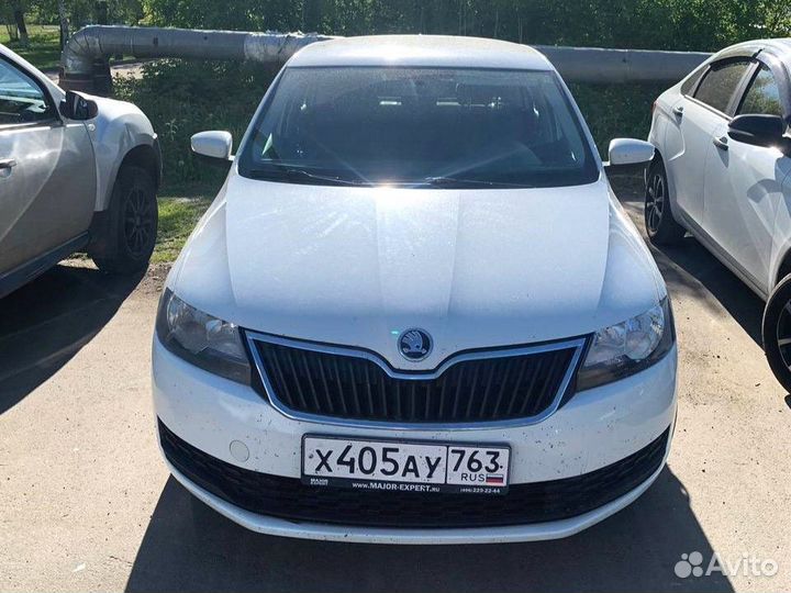 Автомобиль в аренду. Skoda Rapid АКПП