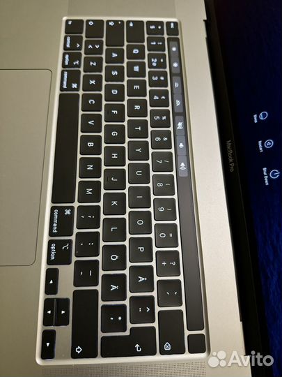 Macbook Pro 16 2019 i9 2.4z 32GB 512GB В отличном