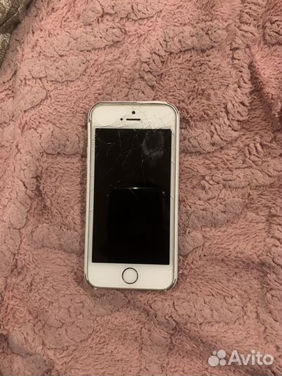 iPhone SE, 32 ГБ