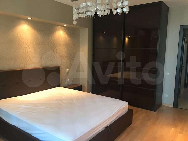 2-к. квартира, 100 м², 8/23 эт.