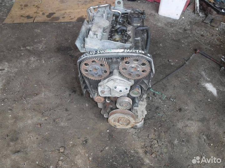 Двигатель Volvo S40 I (1995—1999)