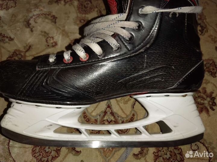 Хоккейные коньки bauer vapor Х600 SR