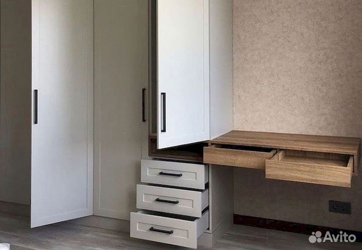 Встраиваемый шкаф