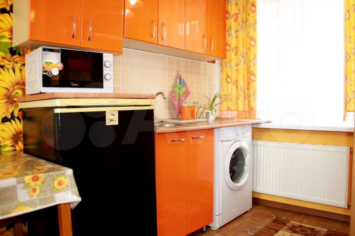 2-к. квартира, 48 м², 1/1 эт.