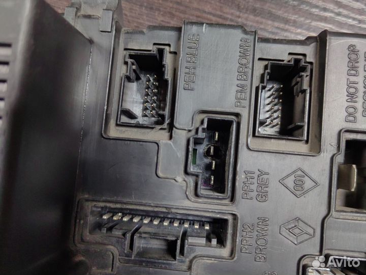 Блок предохранителей renault megane 2