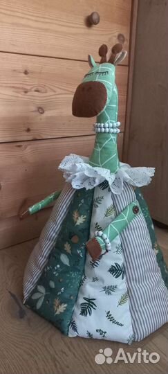 Жирафа. Кукла-грелка на чайник