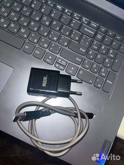 Провод и блок от айфона