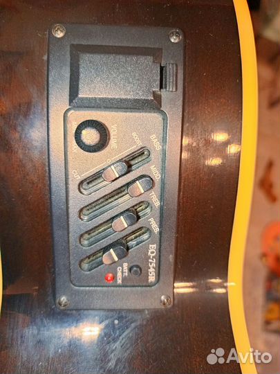 Электроакустическая гитара invasion