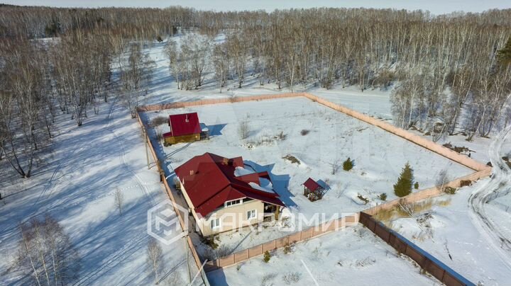 Дом 262 м² на участке 42 сот.