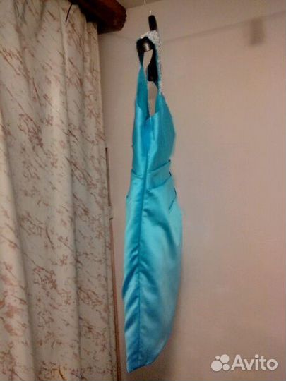 Платье вечернее