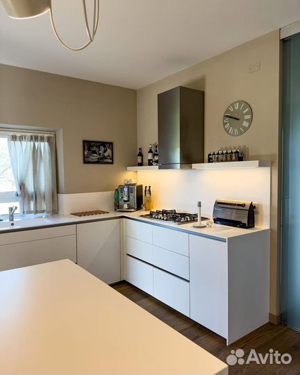 Угловая кухня на заказ