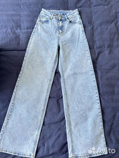 Джинсы клеш женские