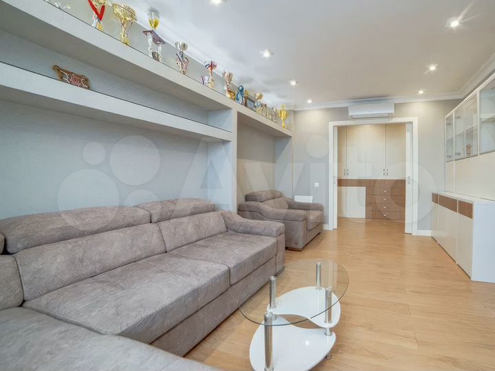 3-к. квартира, 80,5 м², 3/18 эт.