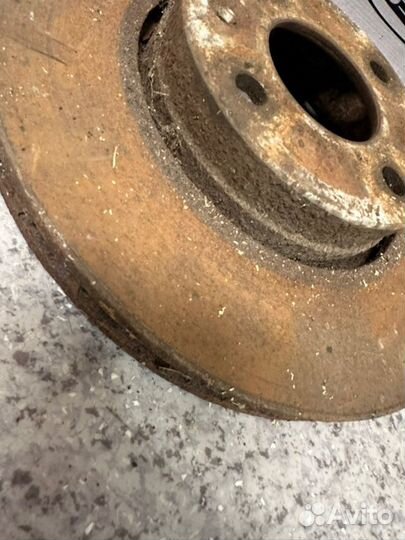 Тормозной диск Nissan Note E11