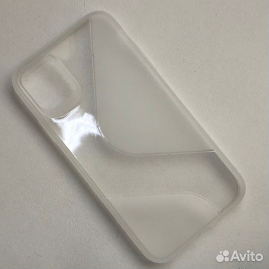 Силиконовый чехол на iPhone 11