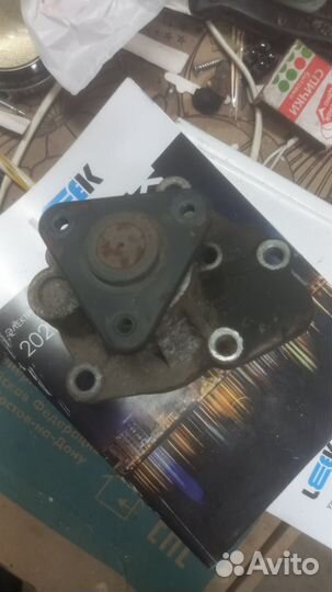 Помпа оригинална мицубиси оутлендер 3 2.0литра