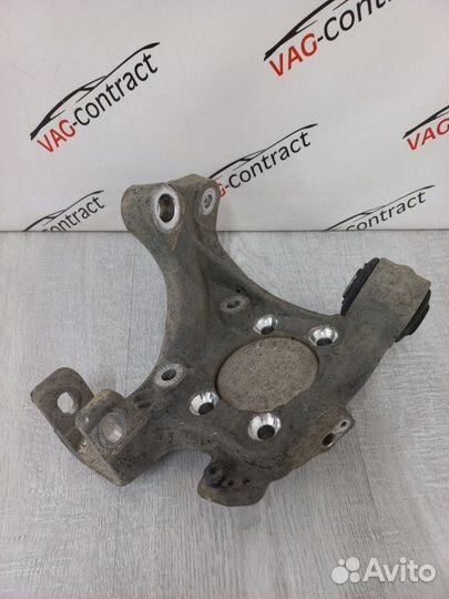 Кулак поворотный задний правый Audi A6 C6 2.8 ccda